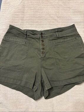 Ava & Viv Olive High-Waist Button Front Shorts